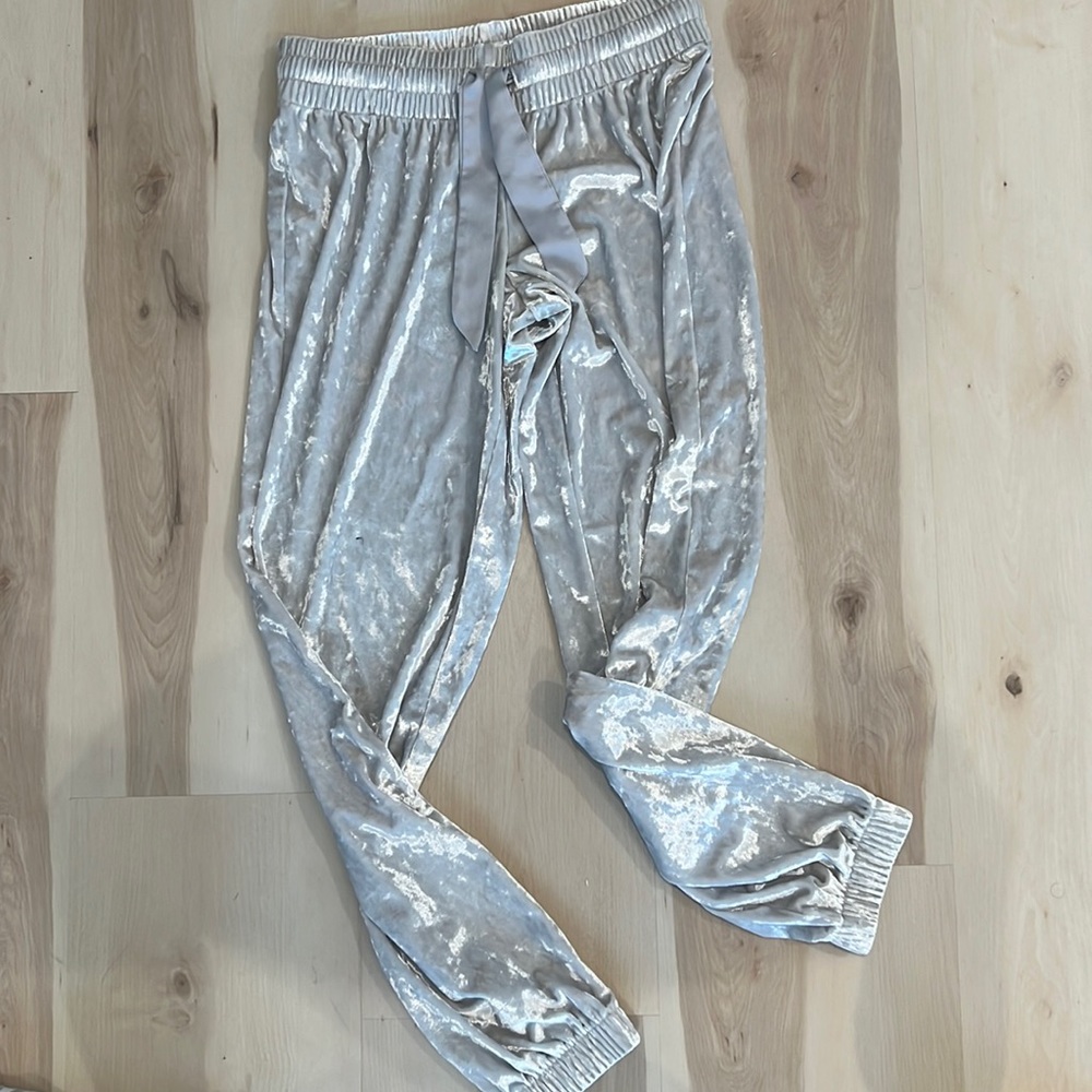 Velvet joggers